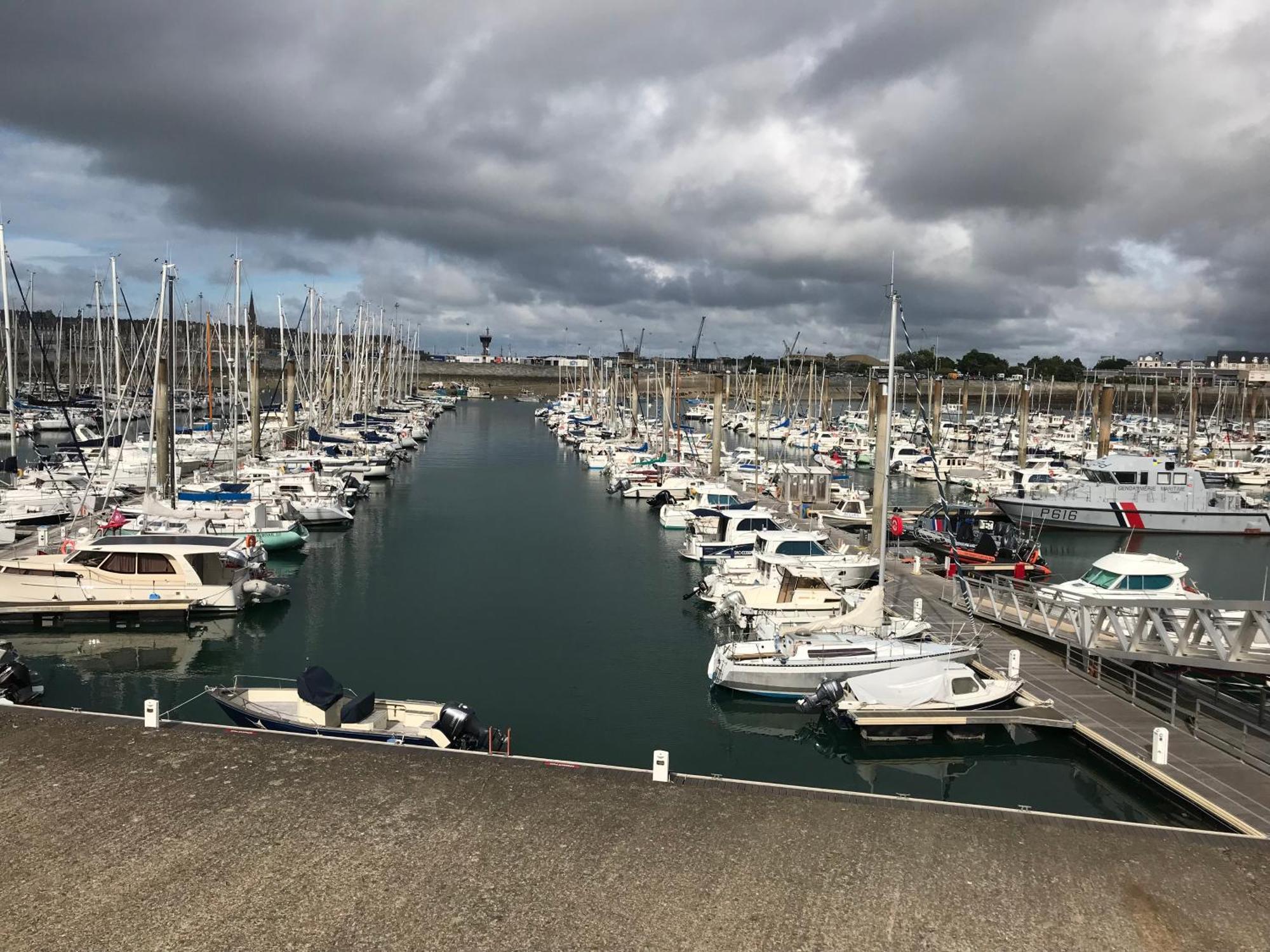 Grand Appartement Bretagne Saint Malo Intra Muros Luaran gambar